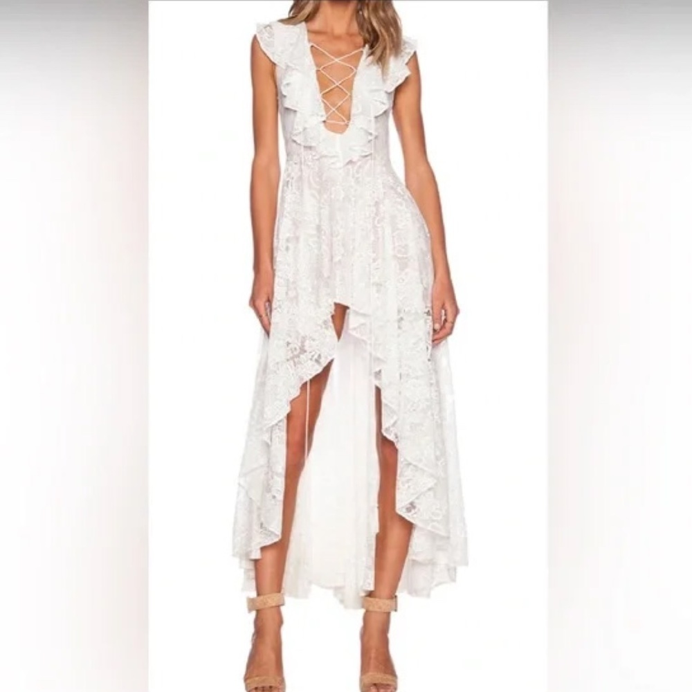 The Jetset Diaries X Revolve
